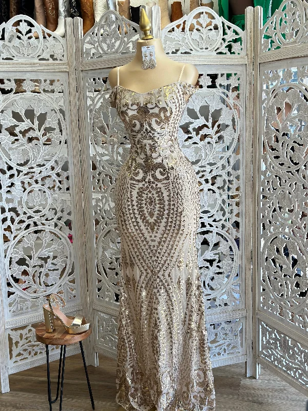 Vintage Clothing For Women Forward Trendsetter Gold and White Sequin Design Gown