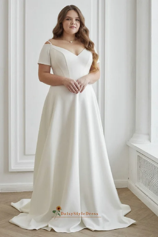 Step Ahead, Lead The Trend Short Sleeve Plus Size Wedding Dress Parisian Effortless Chic Style