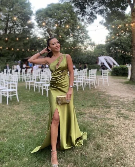 Fashion-Forward Sage Green Long Prom Dress Formal Evening Gowns Y7163 Graceful Movement