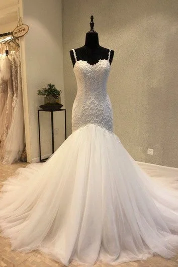 Playful Fashion Offers Backless Mermaid Sweetheart Wedding Dress With Straps And Lace Appliques Charming Silhouette