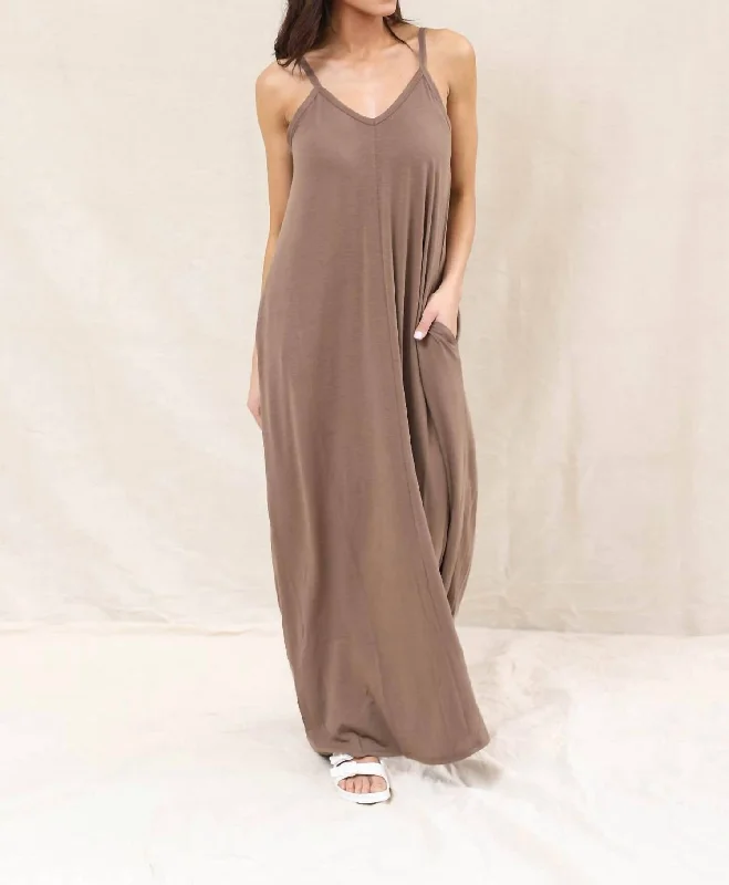 Urban Fashion Everyday Maxi Dress In Mocha Minimalist Office - Ready Style