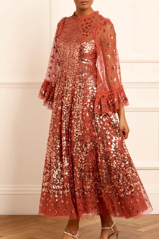 Sporty Fashion Offers Fern Ankle Gown Chic Allure