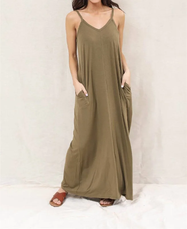 Trendy Street Style Everyday Maxi Dress In Dusty Olive Romantic Date - Night Ensemble