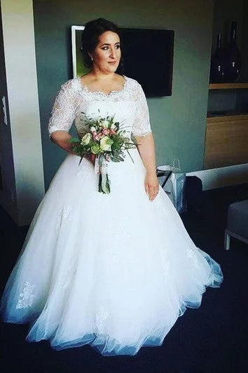 Street Chic Discounts Half Sleeves Lace Bodice Appliques Tulle Fluffy Skirt Plus Size Wedding Dress Graceful Drape