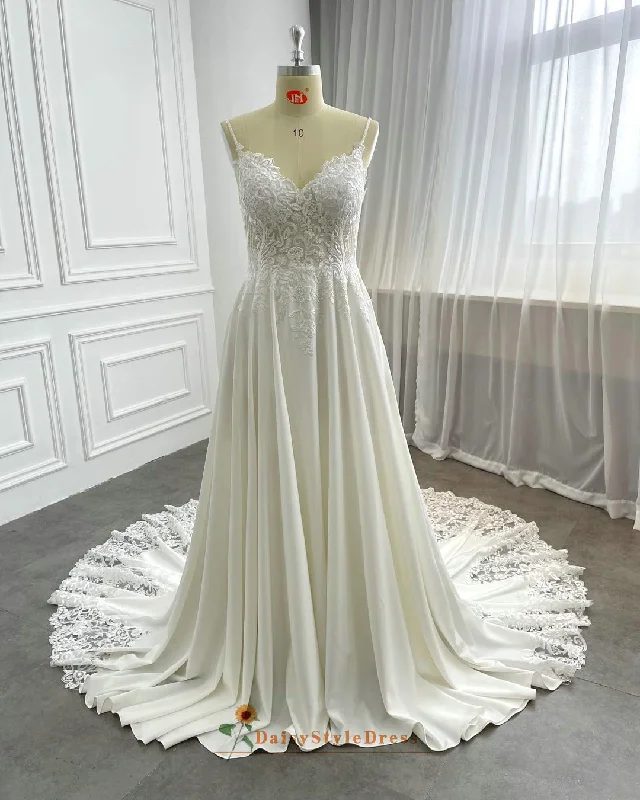 Flirty Fashion Discounts Spaghetti Straps Sheer Lace Summer Wedding Dress Casual Weekend Relaxed Style