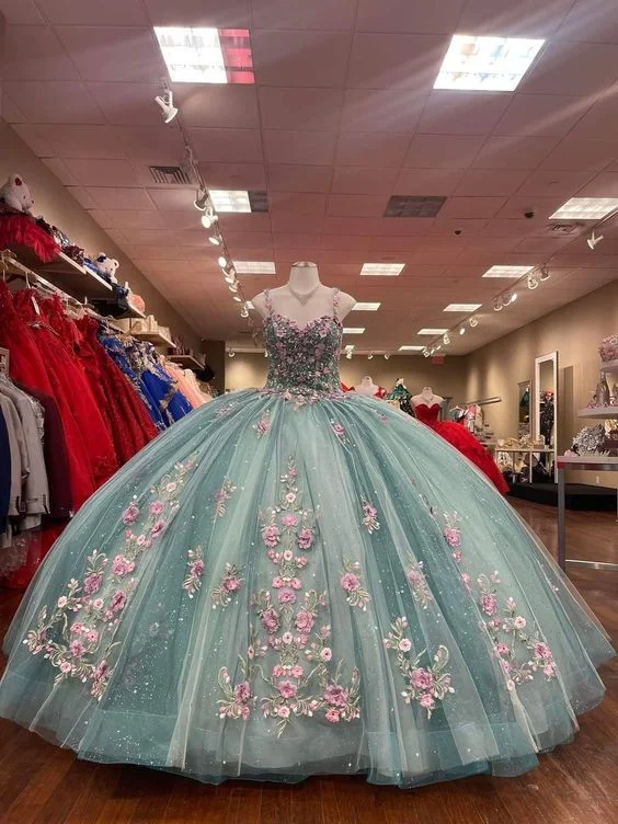 Luxury Fashion Glitter Sweetheart Spaghetti Strap Quinceanera Dresses Gorgeous 3D Flower Applique Beading Ball Gown  Y4711 Save On Classic Elegant Styles