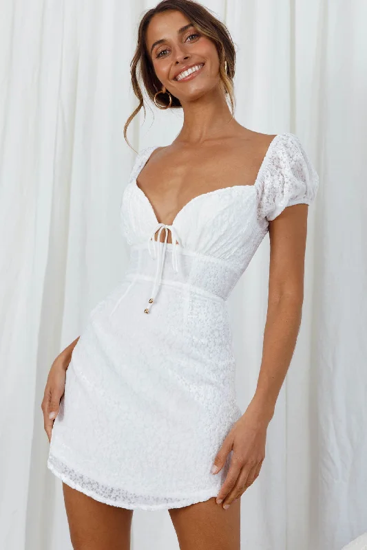 Latest Trends In My Dreams Puff Sleeve String Tie Bust Textured Floral Dress White Luxury Style