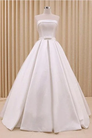 Contemporary Chic Promotions Strapless Princess Lace-up Wedding Dress With Ruching And Bow Delicated Belt Refined Simplicity