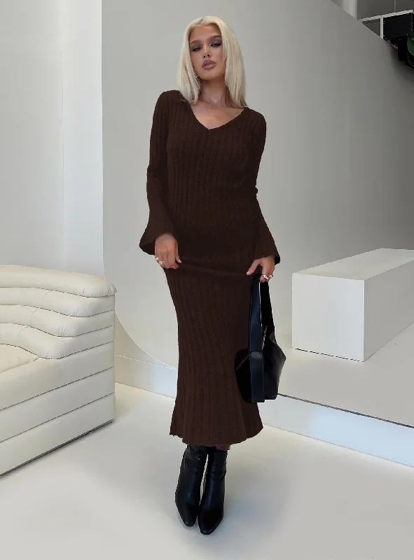 Trendy Women's Wear Larne Long Sleeve Maxi Dress Chocolate