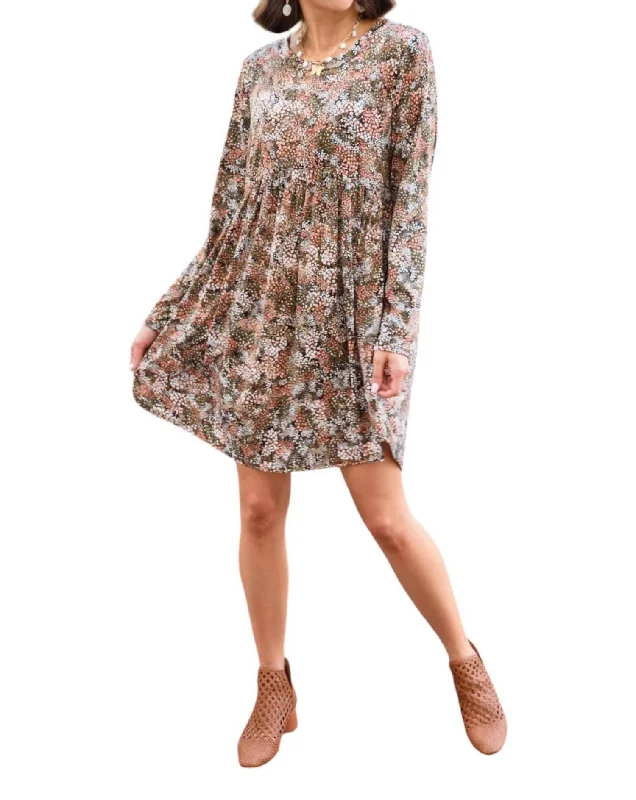 Relaxed Style Glimpse Of Joy Dress In Brown