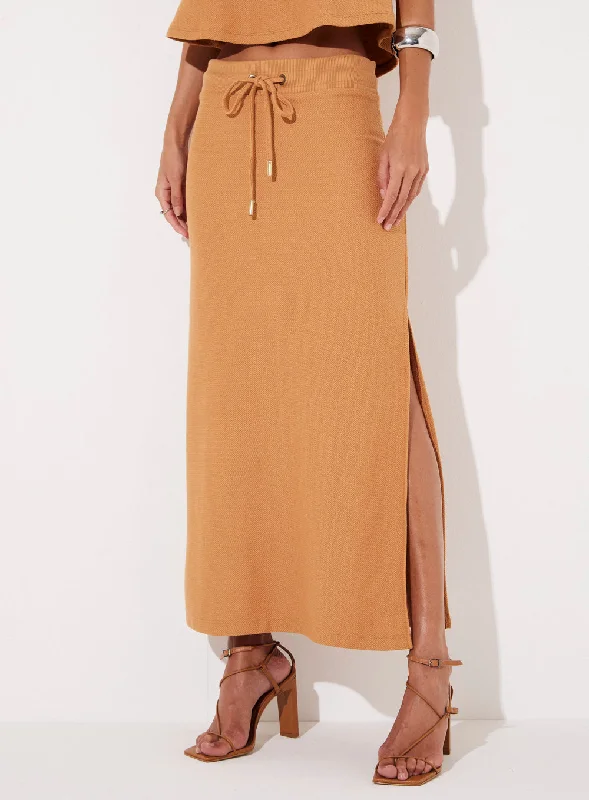 Women's High-Fashion Outfit Imeless Style COLCCI SALAS SKIRT