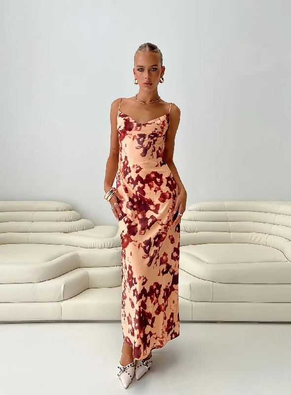 Everyday Women's Fashion Trends Gracele Maxi Dress Pink Floral