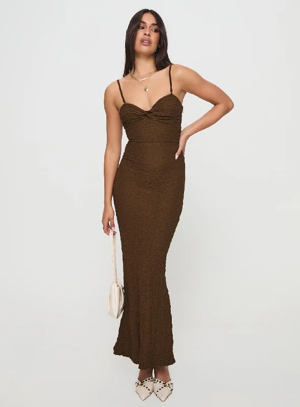 Women's Vacation Garments Celie Maxi Dress Chocolate
