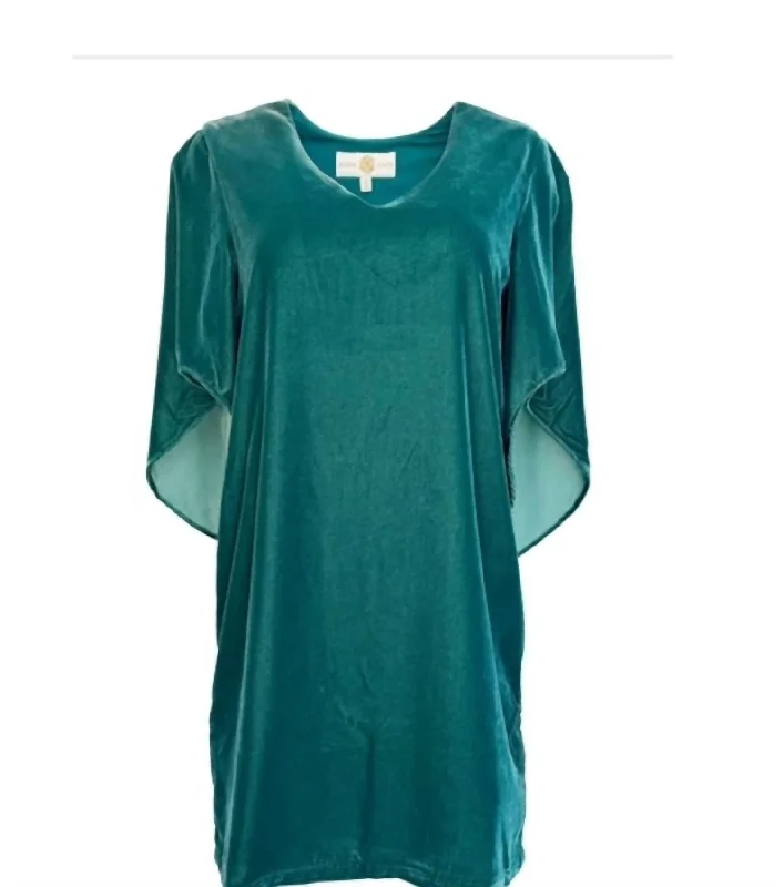 Classic Women's Fashion Meredith Velvet Dress In Rainforest