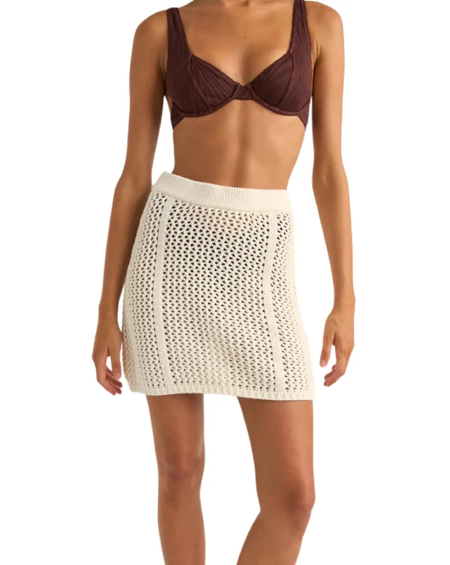 Women's Outerwear Attire Bold Prints Casual Chic Seashell Knit Mini Skirt