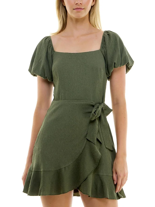 Fashion-forward Women's Clothing Juniors Womens Daytime Mini Fit & Flare Dress