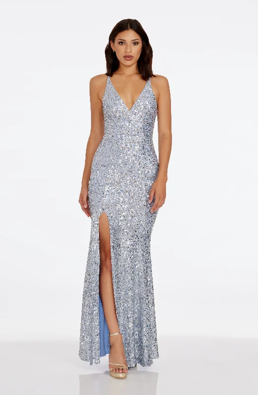 Vintage-Inspired Style Offers Iris Dress Elegant Details