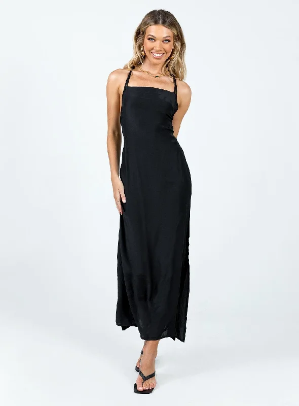 Fashionable Women's Outfit Centomo Maxi Dress Black